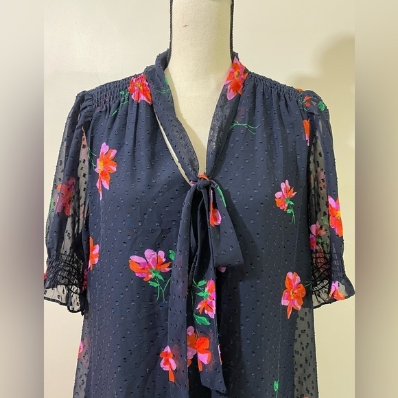 DKNY Floral Print Tie-Neck Mini Shift Dress in Navy Sz. 16 - Picture 7 of 12